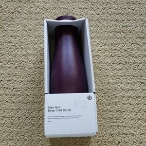 Lululemon water bottle